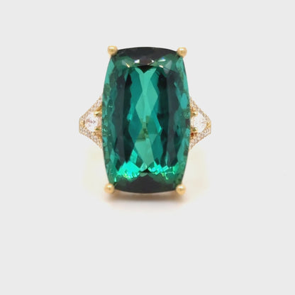 17.55 Carat Tourmaline ring in 18K Yellow Gold